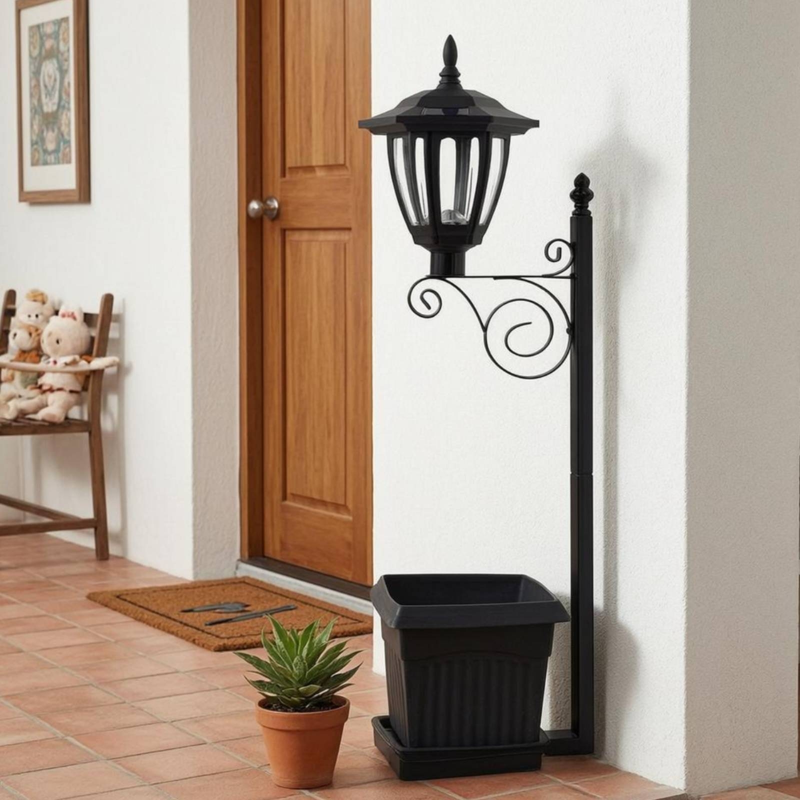 Solar Flower Pot Light Wrought - Outdoor Lighting Design recension och pris