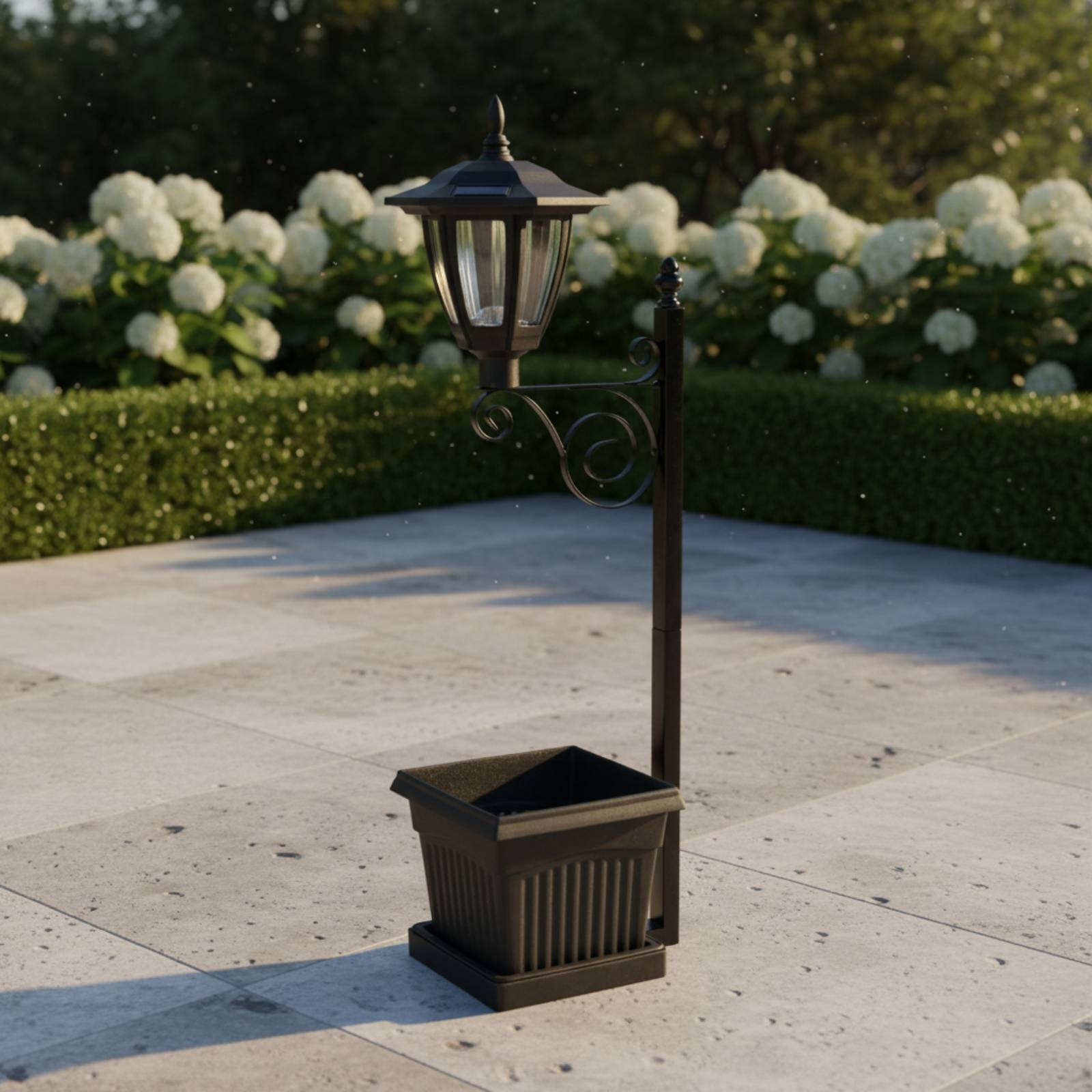 Solar Flower Pot Light Wrought - Outdoor Lighting Design recension och pris