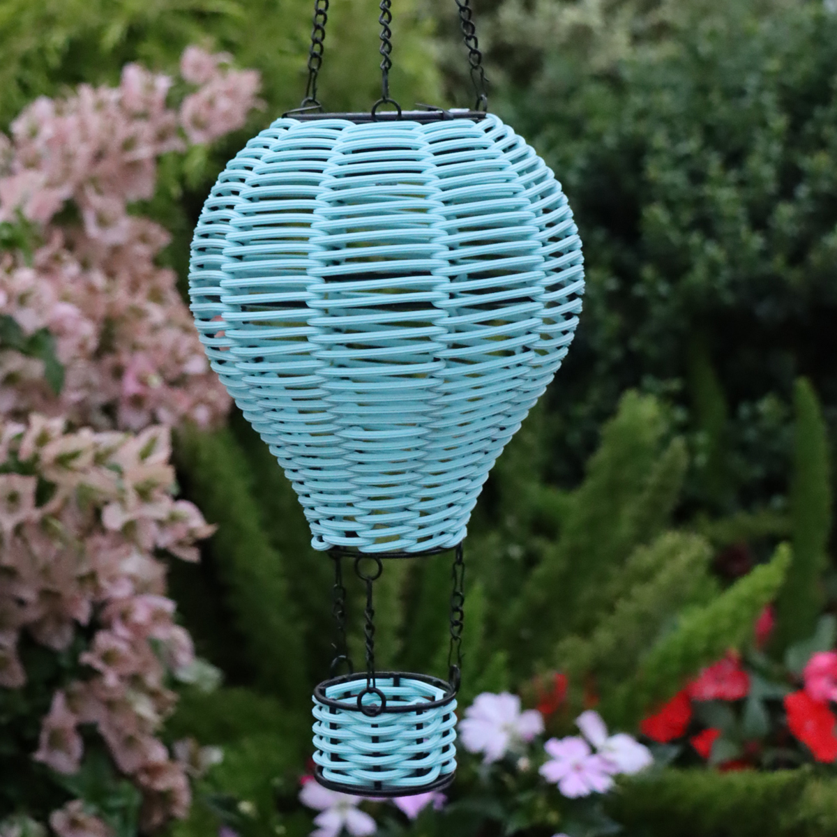 Handwoven Rattan Solar Chandel - Outdoor Lighting No Electricity recension och pris